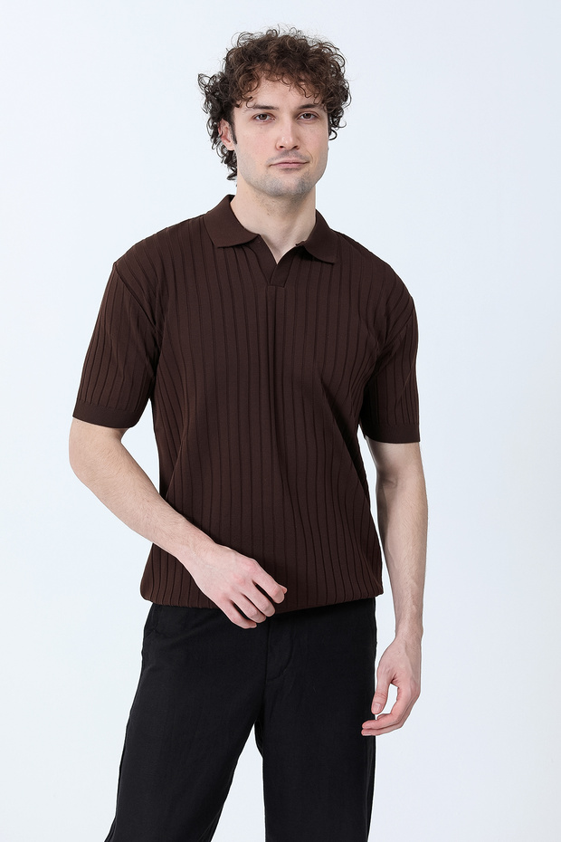 Men's Polo Neck Ribbed Knit T-Shirt Brown - 26Y 682