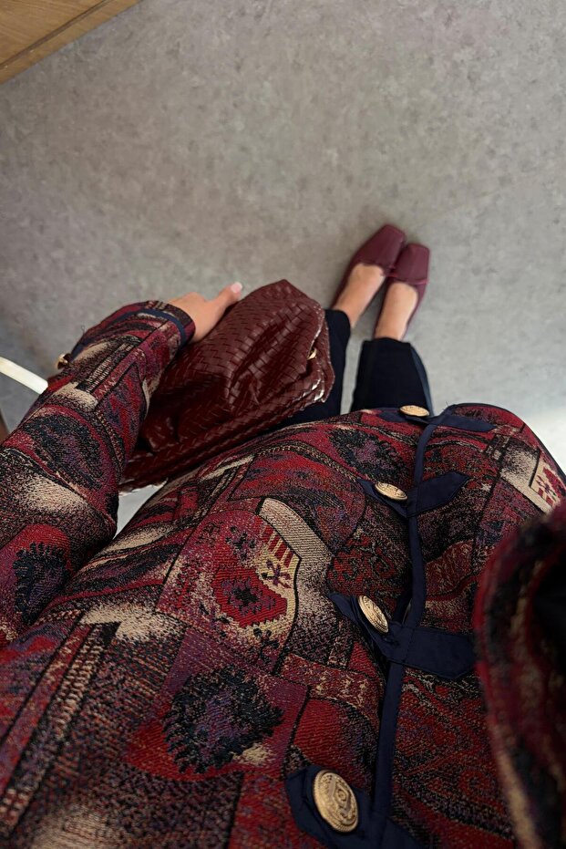 Gold Buttoned Patterned Jacket - 4