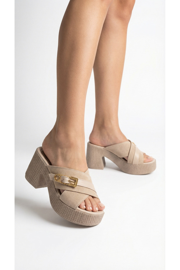 Side Buckle Detailed High Lightly Padded Heeled Comfortable Women's Summer Slippers Sandals