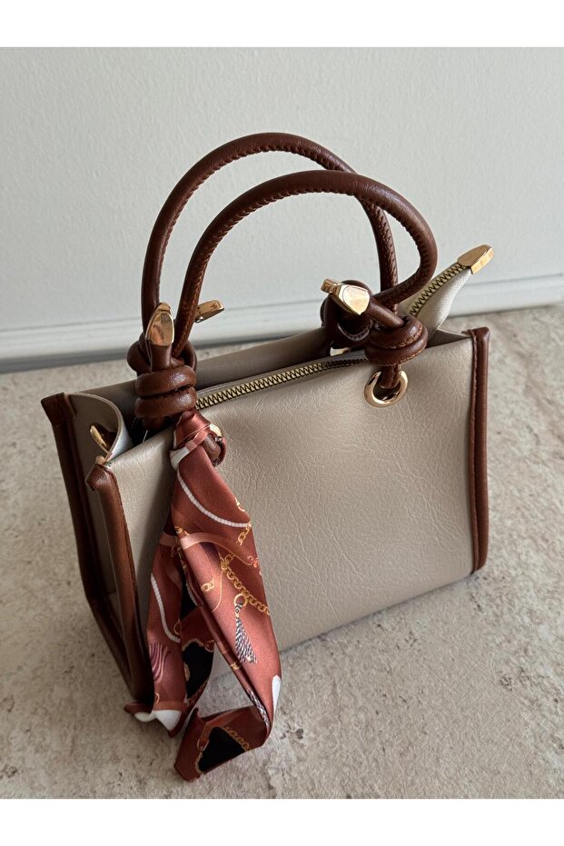 Classic City Bag with Soft Textured Scarf