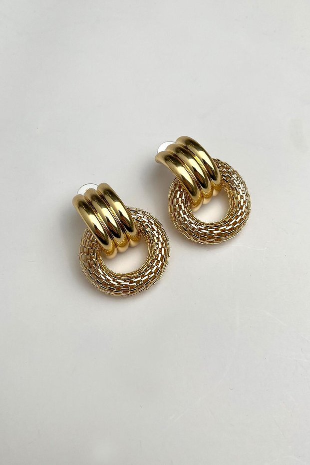 Straw Detailed Hoop Earrings