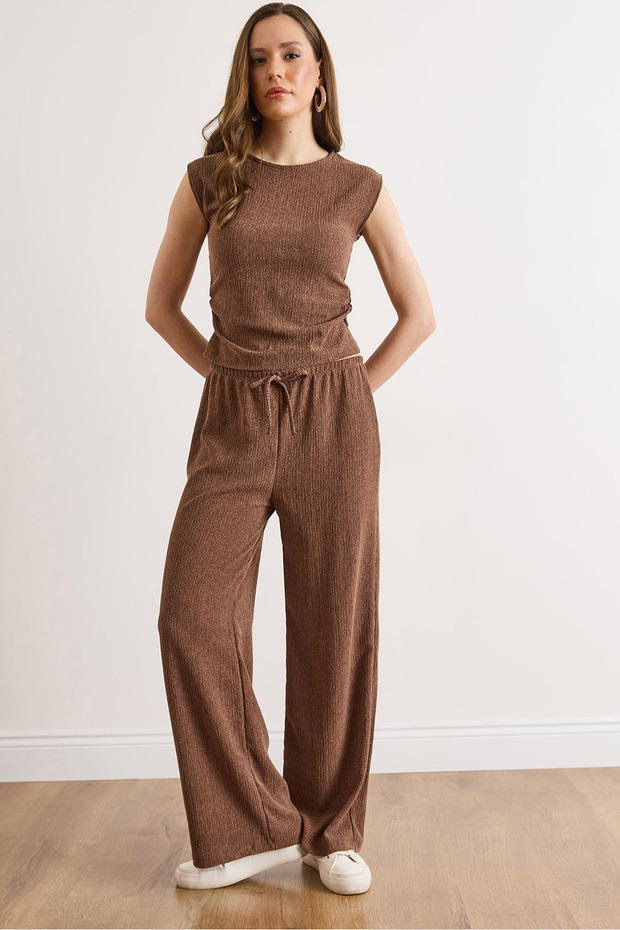 Women's Brown Blouse Pants Textured Suit Tkm-19000491
