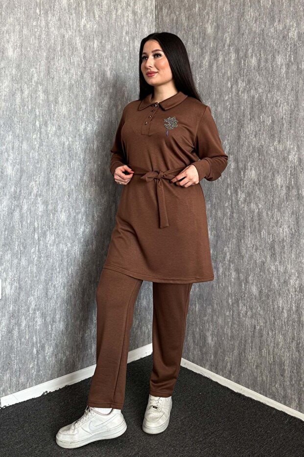 بدلة نسائية كبيرة الحجم بياقة وأزرار وحزام 7587