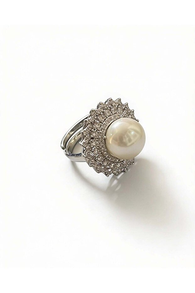 Pearl Halo Elegance Ring