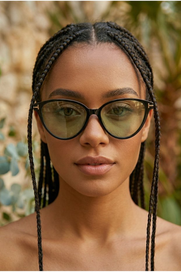 Tomy Black Sunglasses Cateye Nude Glass Colored