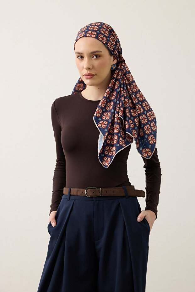 وشاح ناعم 1249 أزرق داكن أحمر