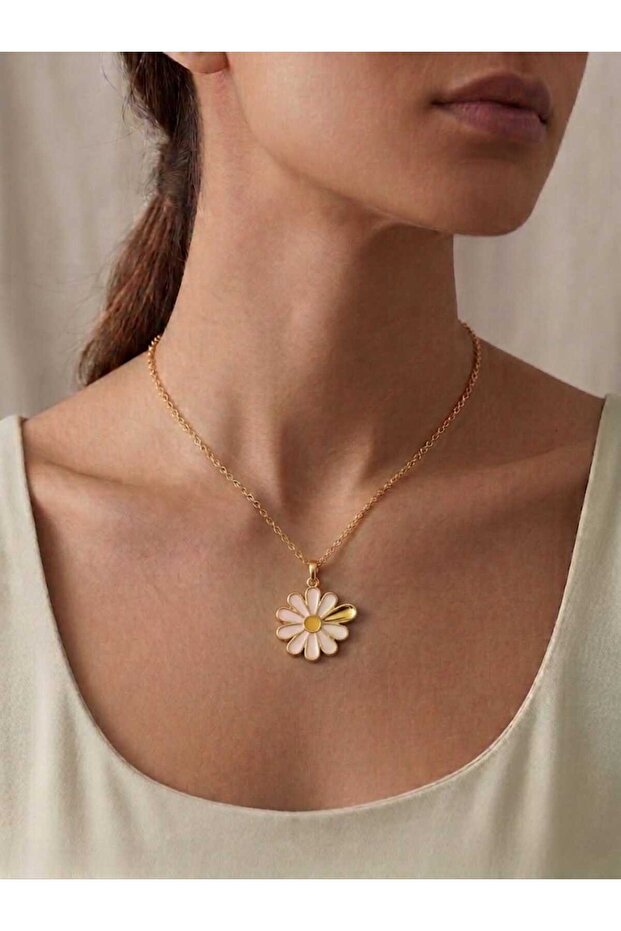 Steel Necklace with Daisy Figure | Mother's Day Gift