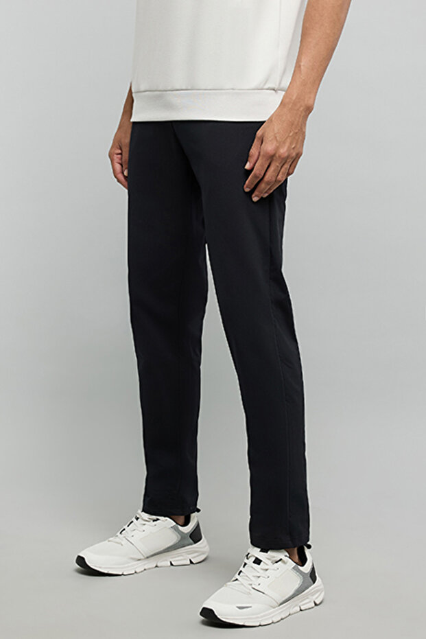 Solid Trousers with Button Closure - 2