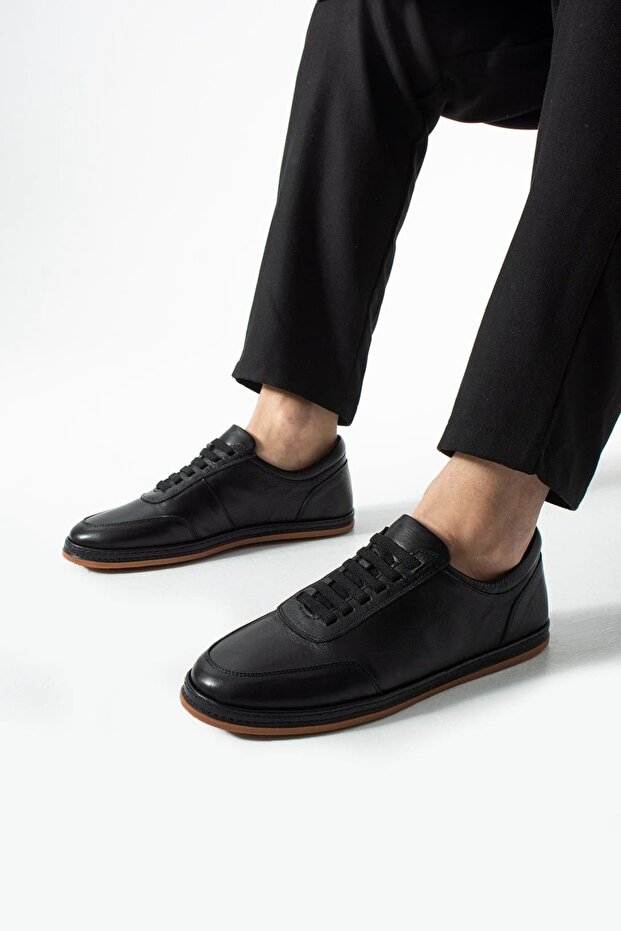Men's Black Classic & Stylish Genuine Leather Sneaker - Minimalist Design