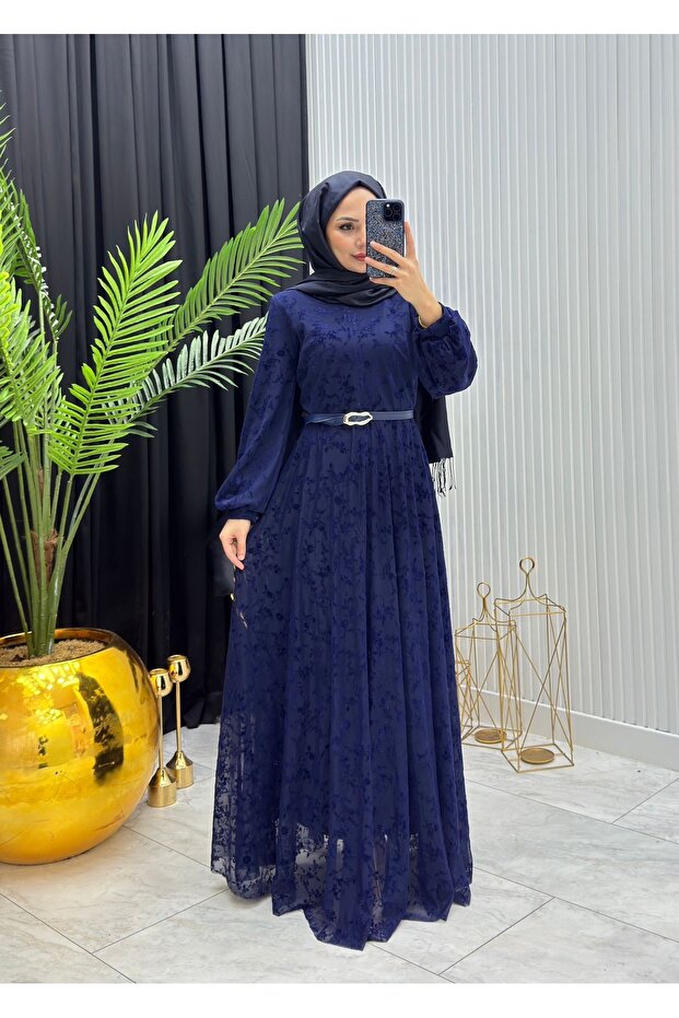 Seasonal Evening Dress/Robe with Flocked Tulle Lining