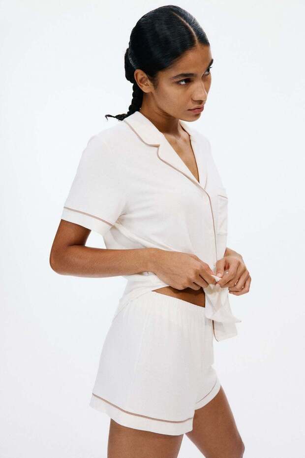 Pyjama shirt and shorts