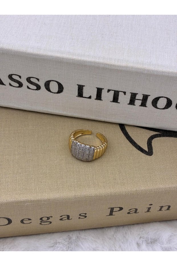 Gold Color Serrated Zircon Stone Vintage Special Series Adjustable Brass Ring T4