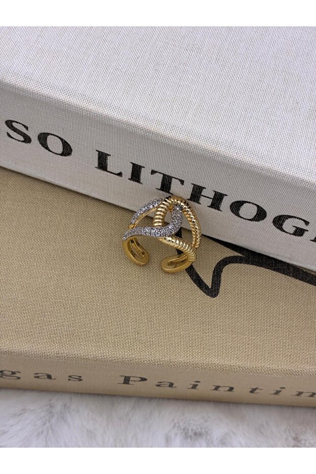 Gold Color Detailed Interlocking Special Series Adjustable Brass Ring T4