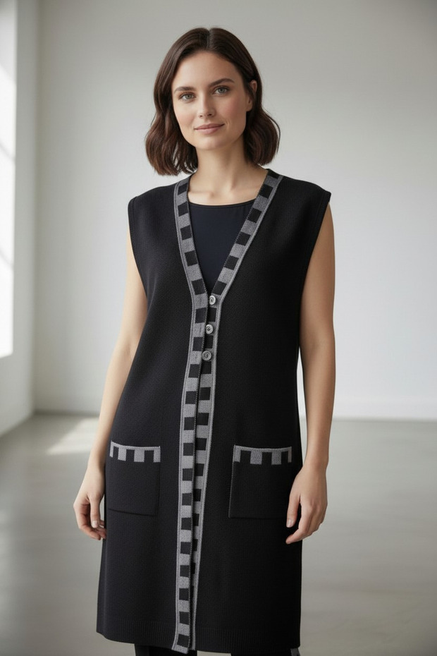 Plus Size Boat Neck Buttoned Pocketed Knitwear Vest Women's Daily Comfortable Stylish Design
