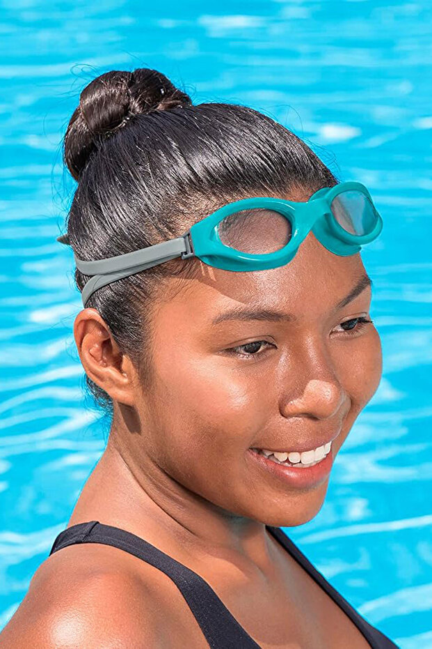 Accelera Adult Swimming Goggles