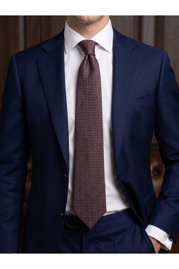 Light Burgundy Patterned Classic Tie with Handkerchief