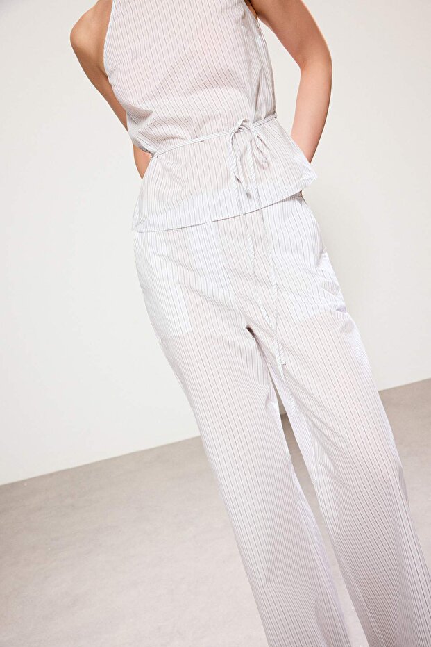 Trendyol Studio Beyaz-Renkli Çizgili Papertouch Bluz Pantolon Dokuma Alt - Üst Takım TWOSS26AU00124 - 2