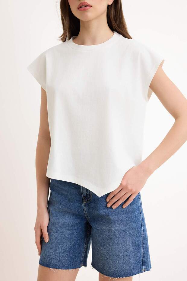 Ekru Düz Relaxed Bisiklet Yaka Düşük Kol Kısa %100 Pamuk Örme T-Shirt TWOSS26TS00253 - 3