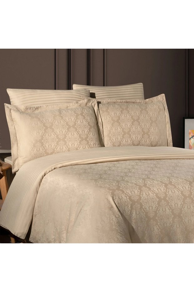 Jacquard Ornament Beige Double Bedding Set