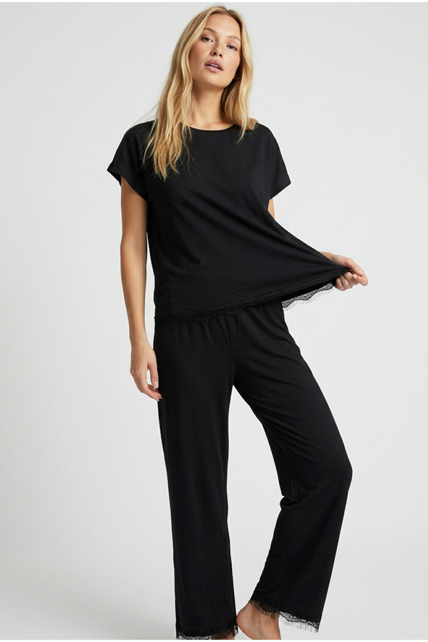 Black Lace Detailed Crew Neck Knitted Pajama Set