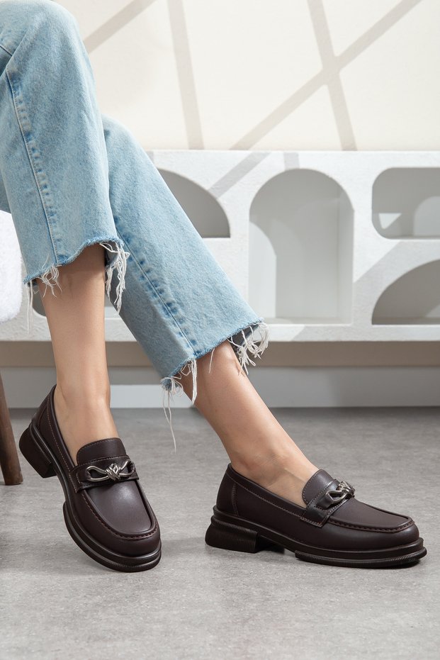 Women's Brown Leather Chain Detailed Platform Sole Loafer Shoes