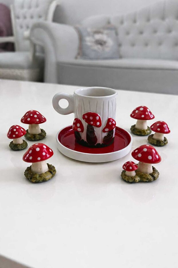 Handmade Design Mushroom Embossed 2-Person 4-Piece 110 ml Cup Set