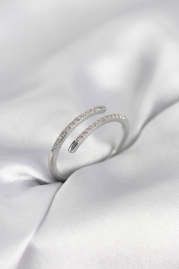 Stylish Silver Color Snake Tail Model Zircon Stone Women's Ring Teachers Mothers Valentine's Day Gift