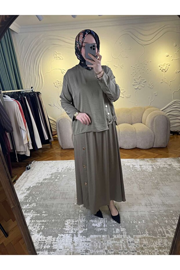 طقم سافاير بتفاصيل مميزة