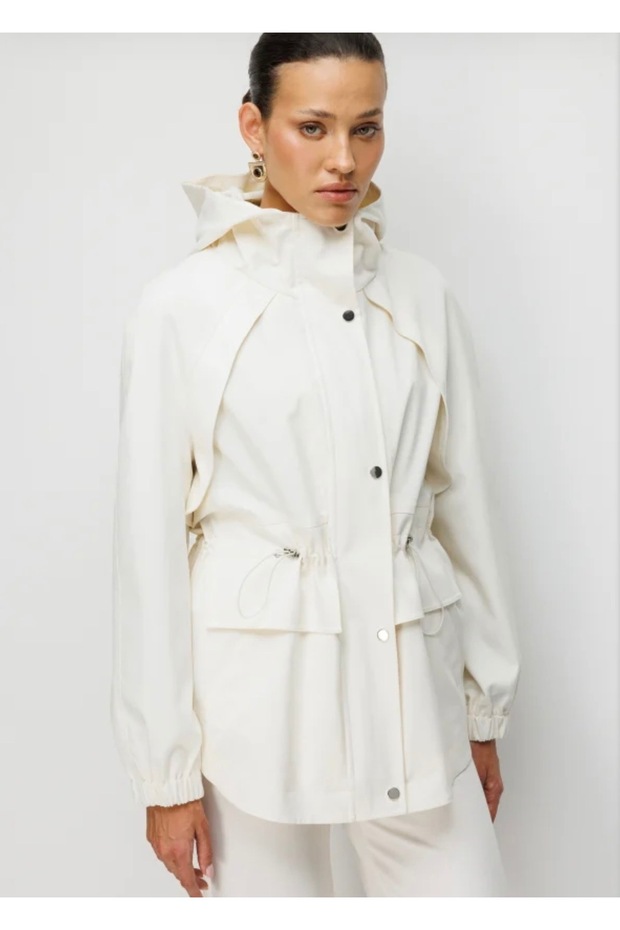 Trench coat