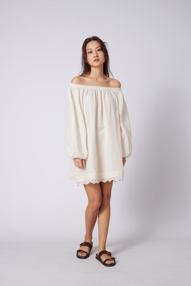 Lace-Detail Madonna Collar Dress