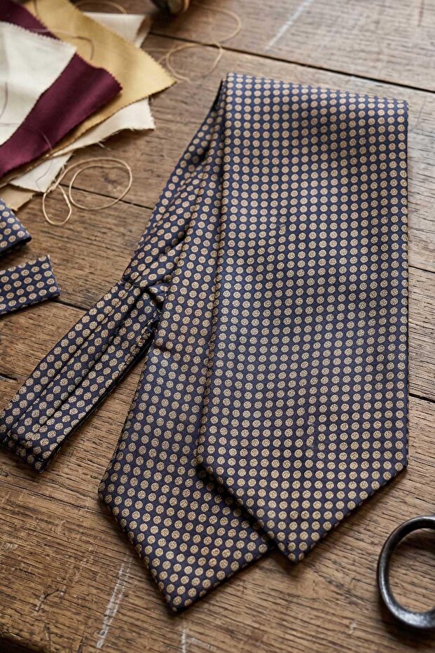 Motif Pattern Navy Blue Italian Silk Ascot Tie Sac33