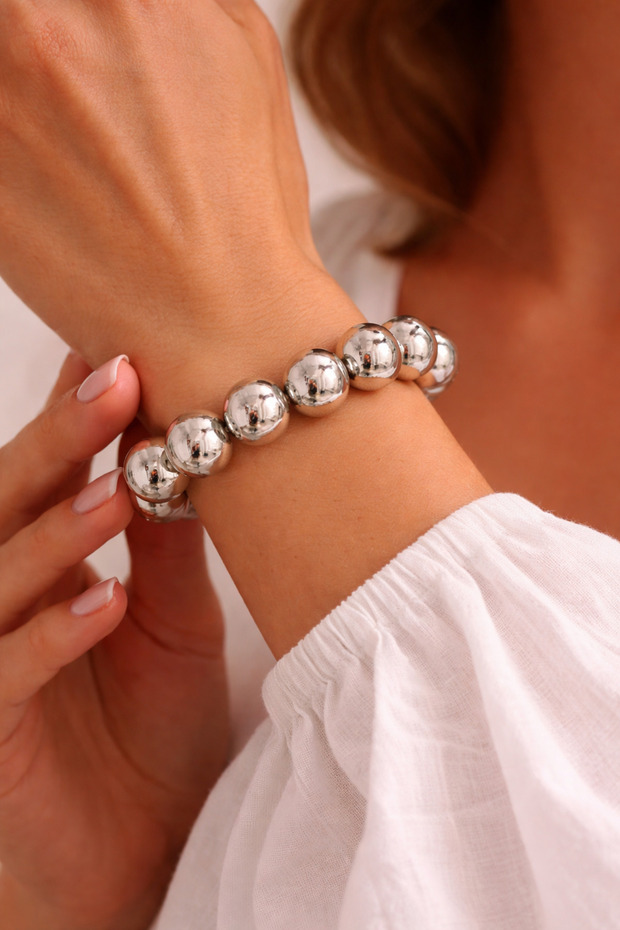 Silver Acrylic Ball Bead Bracelet - 1