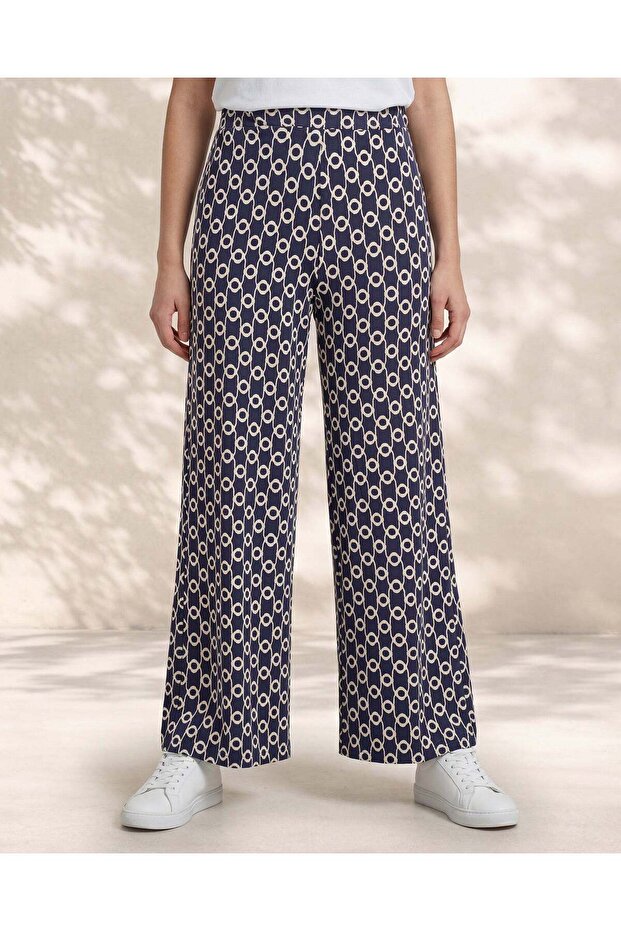 Women Navy Printed Wideleg Trousers