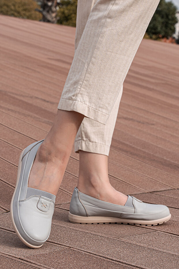 Comfortable Insole, Leather Inside and Out, Women's Daily Ballet Flats