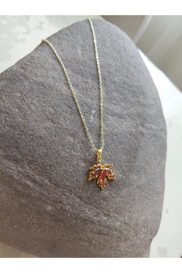 Sycamore Leaf Necklace Steel Leaf Necklace with Zircon Stones