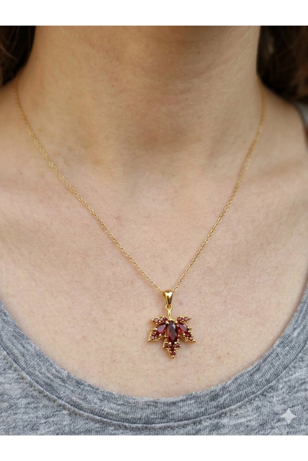 Sycamore Leaf Necklace Steel Leaf Necklace with Zircon Stones