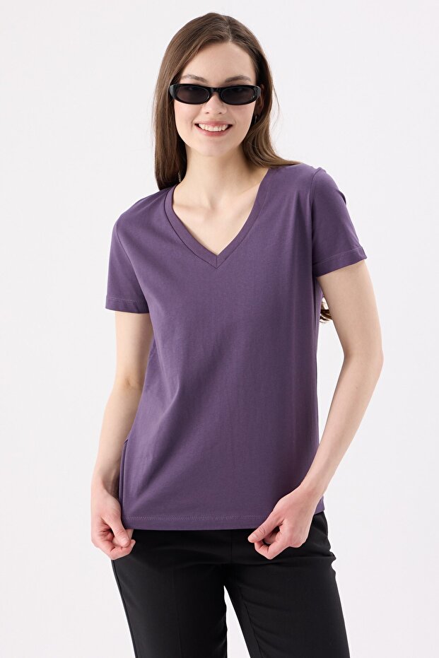 Crep Women's Basic V-Neck Short Sleeve T-Shirt Purple – Regular Fit 100% Cotton