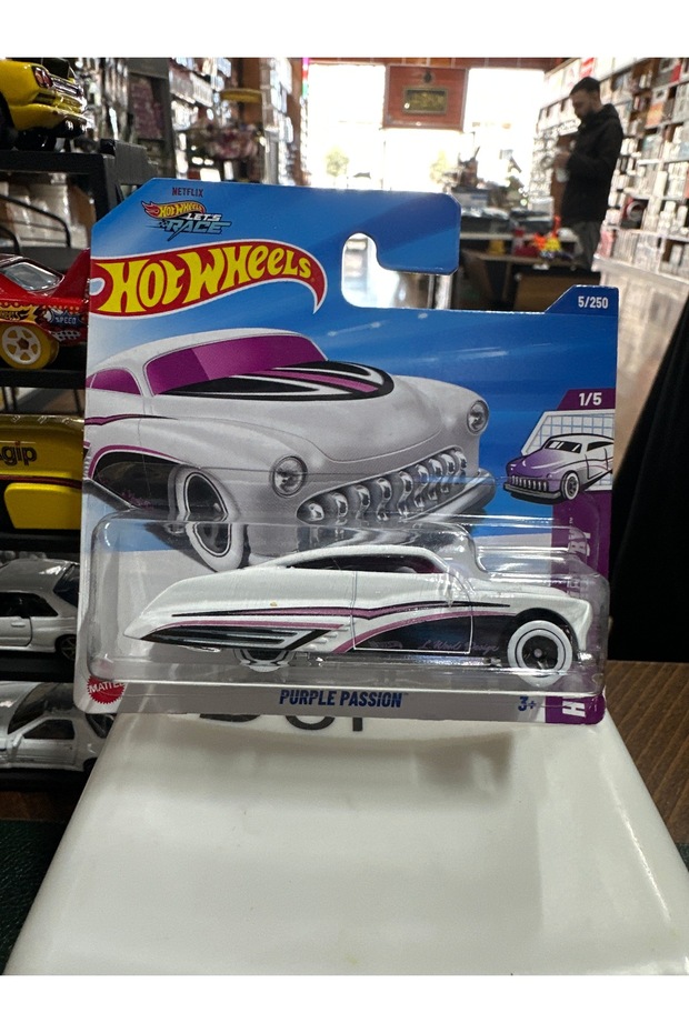 Purple Passion Lets Race Hyx55