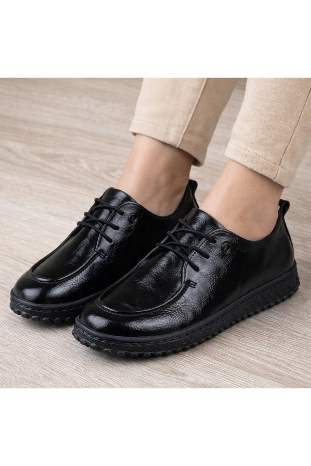 Women's Black Patent Leather Laceless Elastic Comfortable Casual Shoes