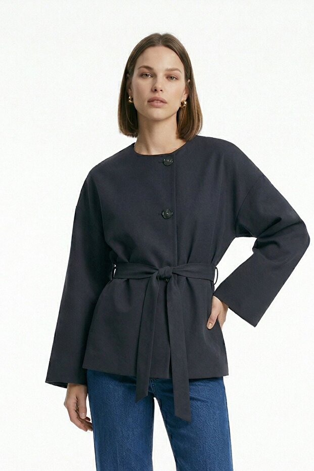 Black Regular Fit Crew Neck Belted Jacket 7672 - 2