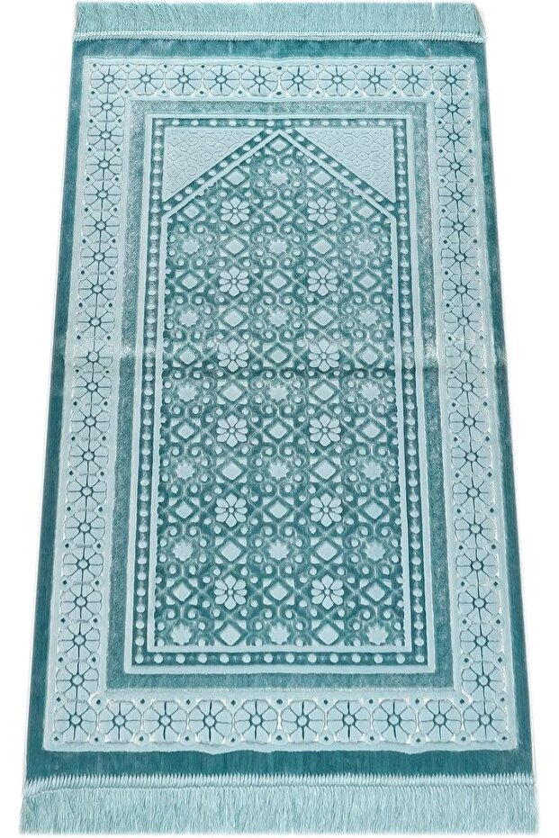 Soft Velvet Prayer Mat 70x110 cm, Lightweight Foldable Sajadah for Men & Women