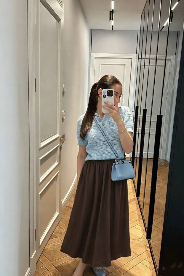 Brown - Women's Flared Skirt with Elastic Waist