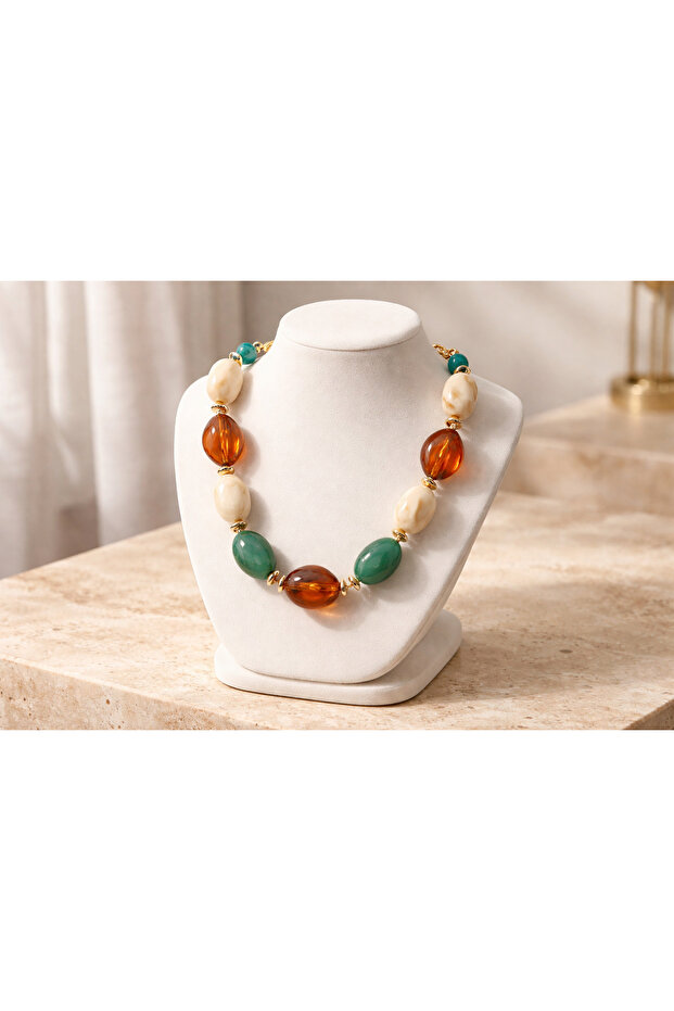 Bead Detailed Necklace
