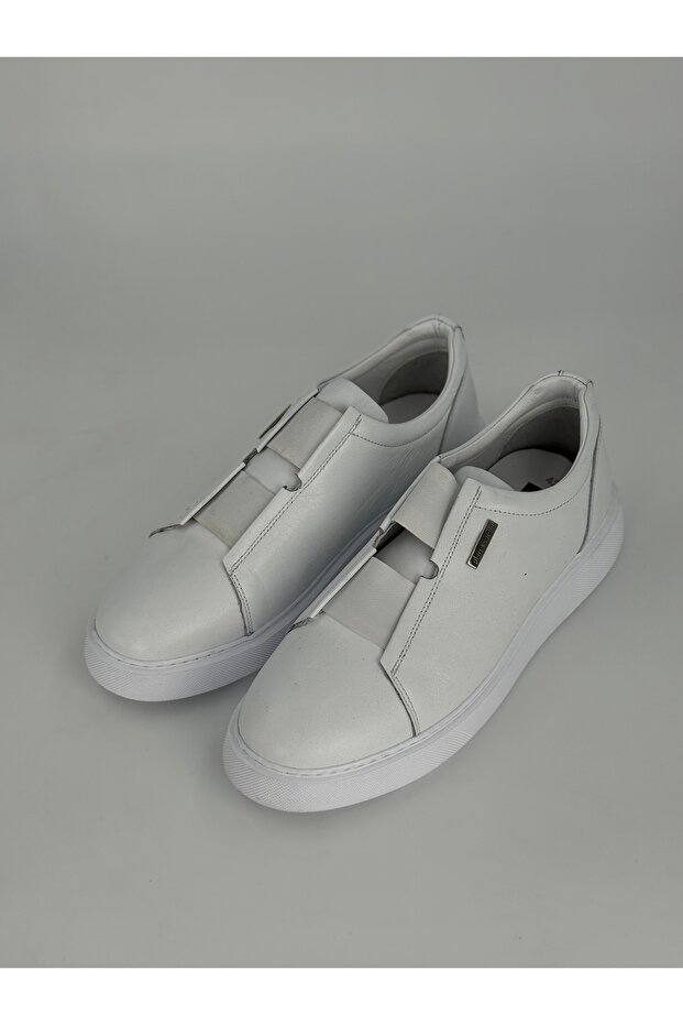 White Men's Sneaker Comfortable Sole Casual Sports Shoes
