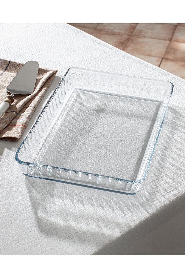 Chérie Rectangular Borosilicate Glass Baking Tray - Transparent - 1