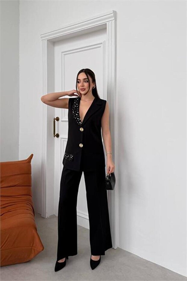 Women's Black Stone Embroidered Button Detailed Sleeveless Blazer Jacket Pants Set Nbstr1030