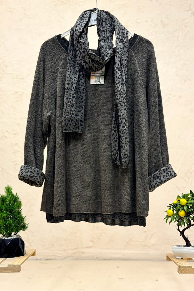 Leopard Shawl Double Mohair Imported Blouse