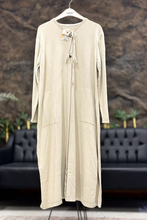 Front buckle organic knit dress