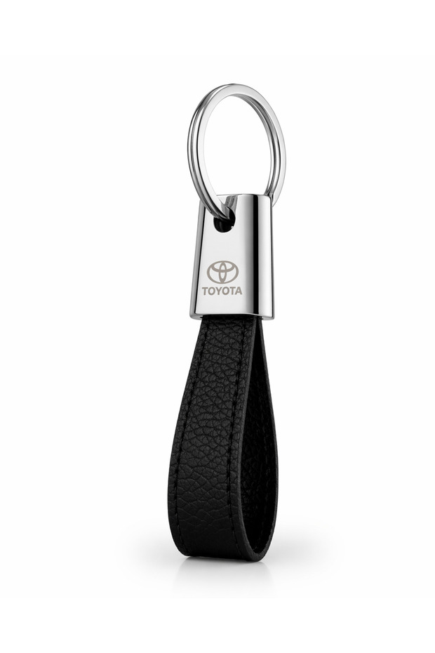 Luxury Toyota Keychain Metal Leather – Premium Stylish Design 11 X 2 cm Car Accessory