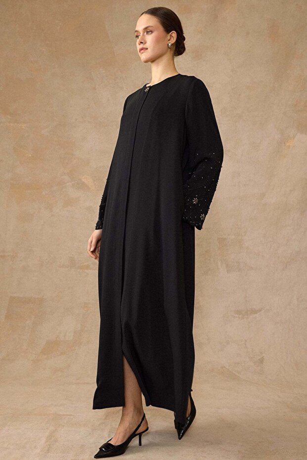 Ferace with Stone and Pearl Patterned Sleeves Black 6846